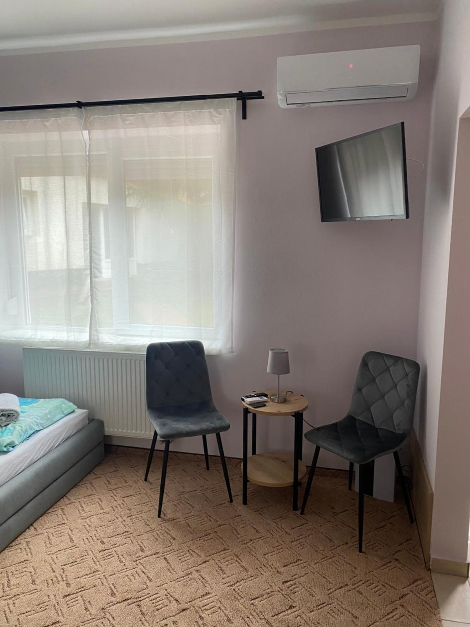 Bakonyi Mandala Haz Apartment Bakonybel Luaran gambar