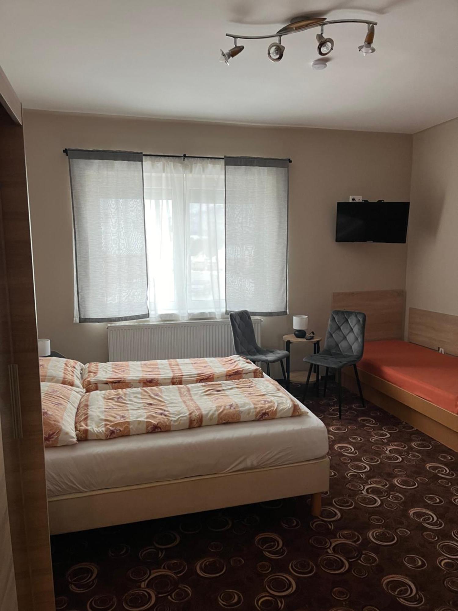 Bakonyi Mandala Haz Apartment Bakonybel Luaran gambar