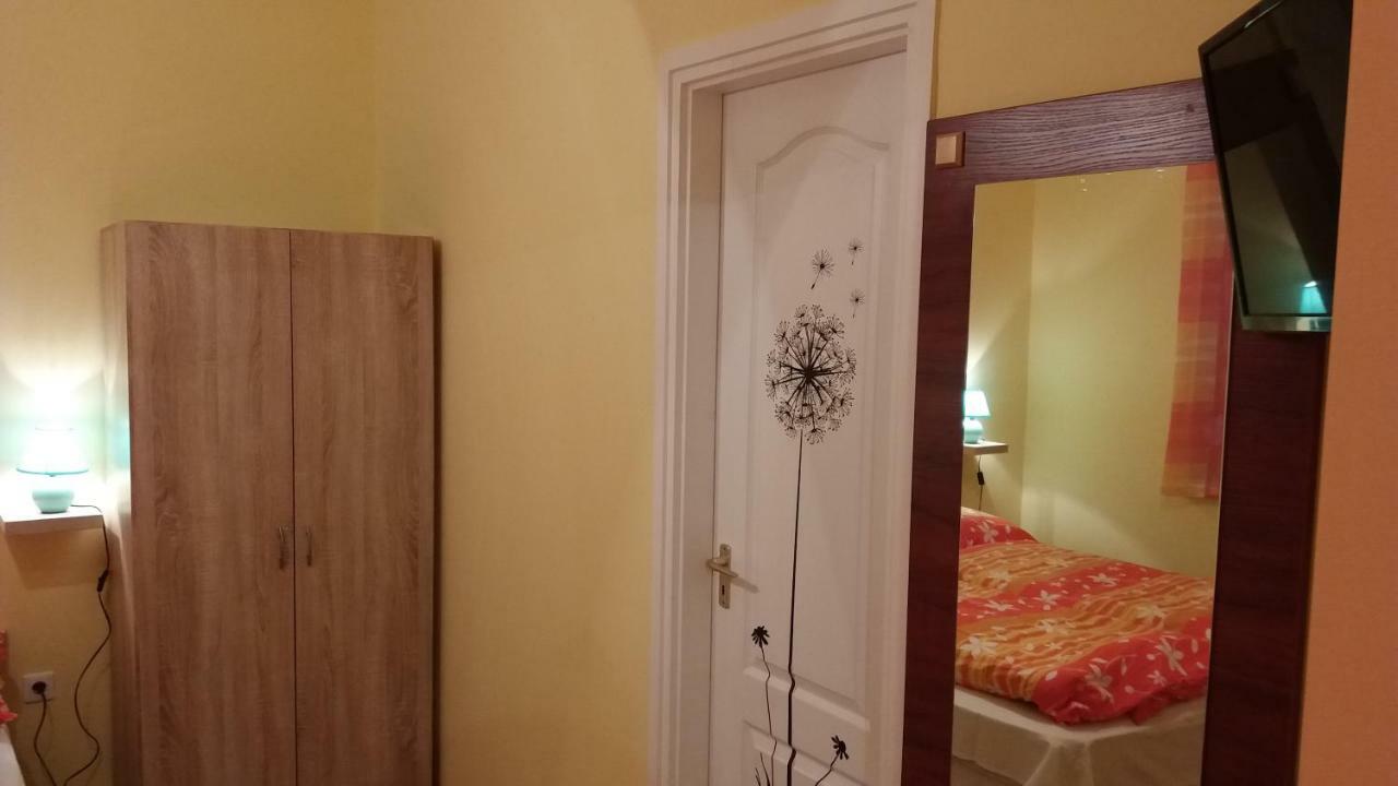 Bakonyi Mandala Haz Apartment Bakonybel Luaran gambar