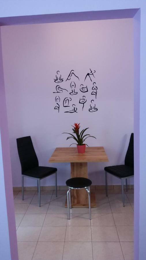 Bakonyi Mandala Haz Apartment Bakonybel Luaran gambar